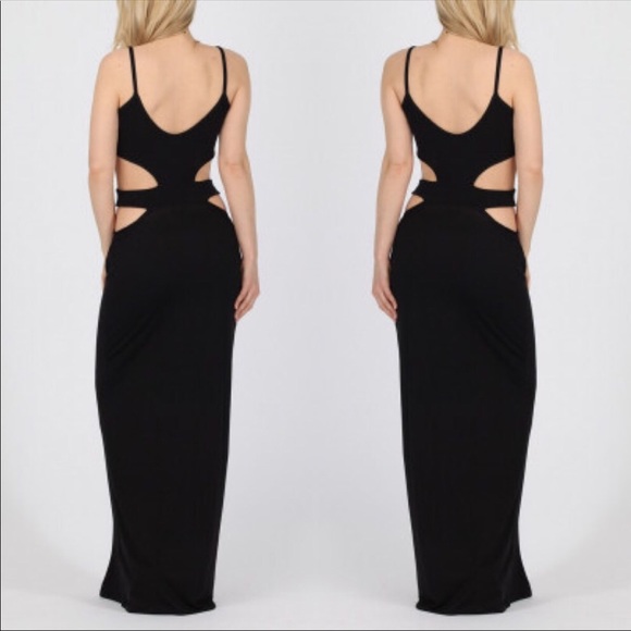missi Dresses & Skirts - Maxi cut out dress